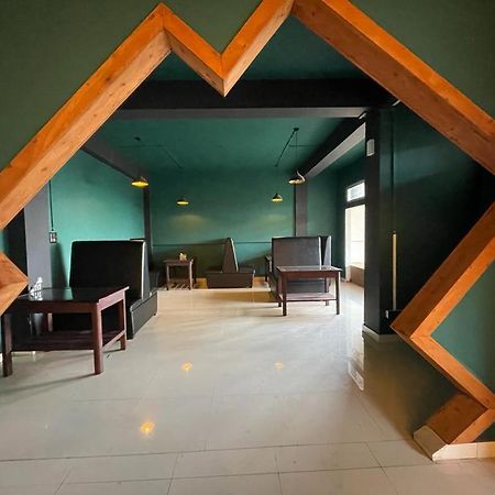 La Colline Resort Kohima Esterno foto